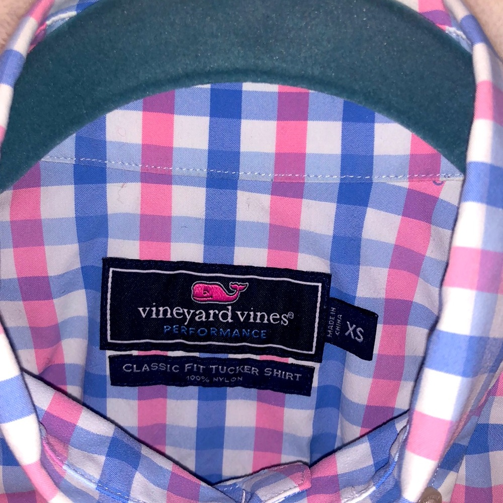 Vineyard Vines shirt - Picture 3 of 6